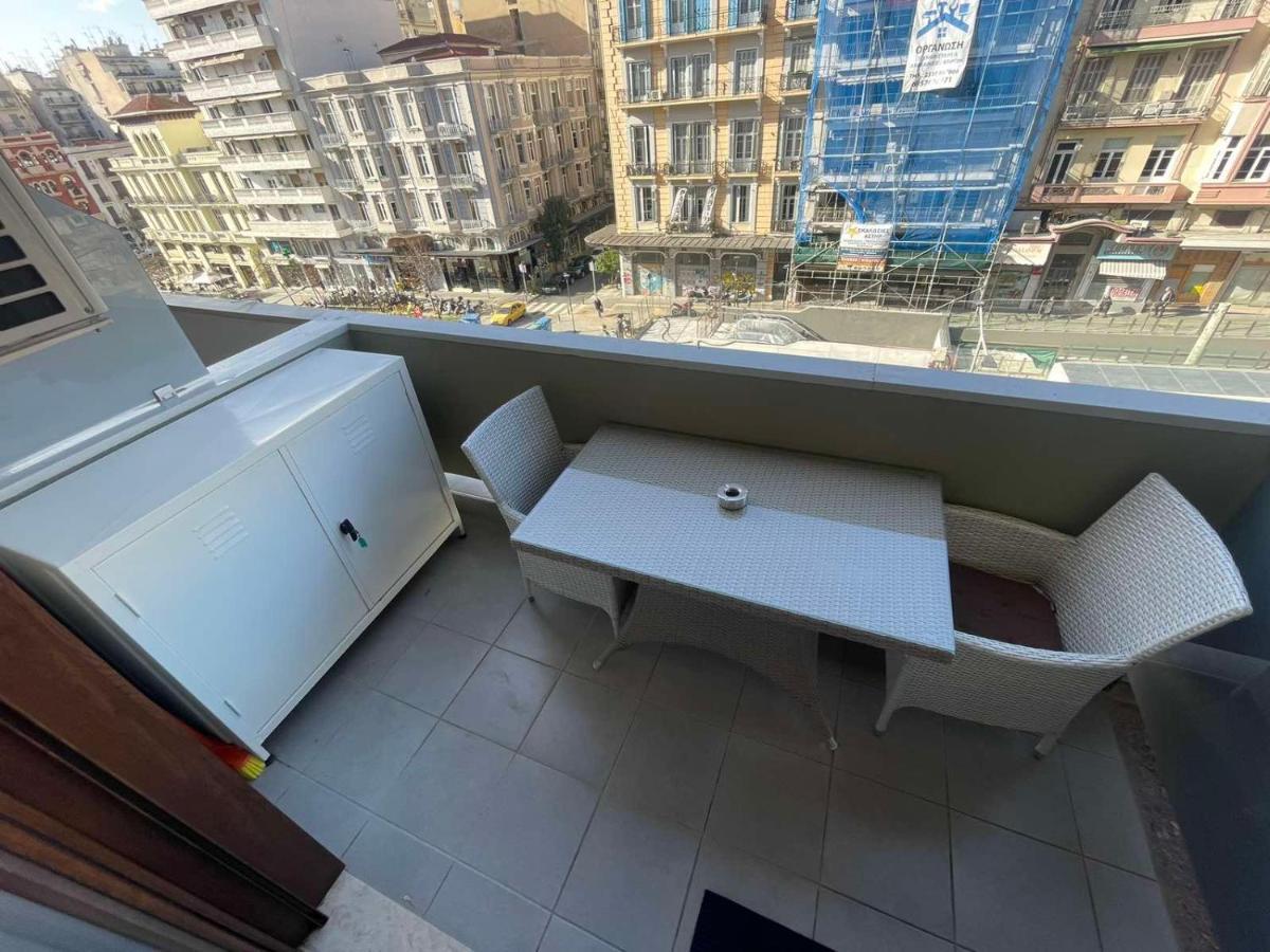 Vip Skg Central Apartment Thessaloníki Luaran gambar